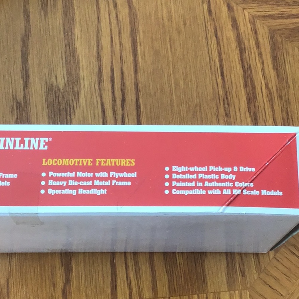 Walthers Trainline CP Rail Locomotive Model 1522. NIB. - Picture 3 of 9